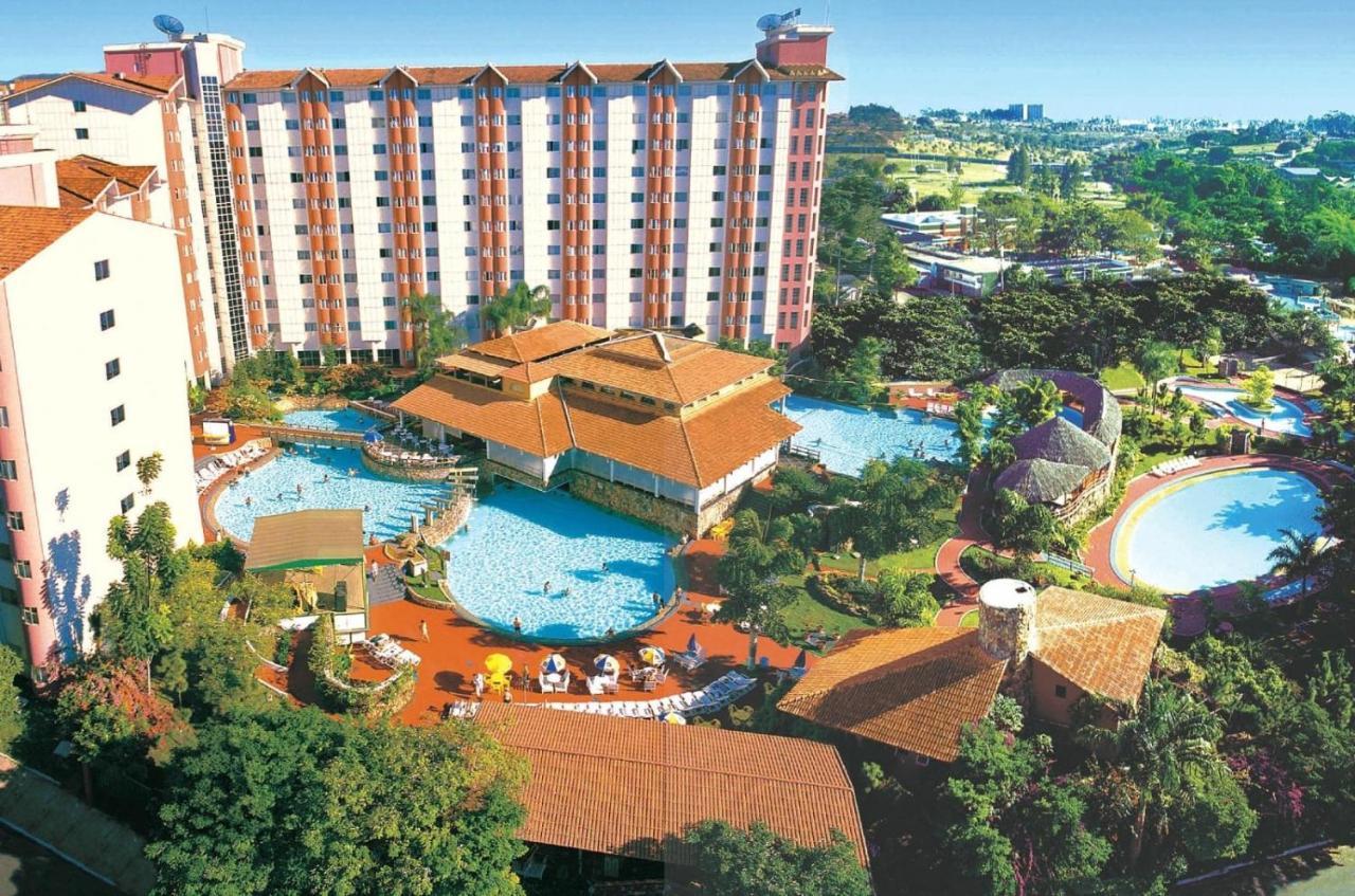 Apartamento Luxo Hot Springs Caldas Novas Tay Appartement Buitenkant foto